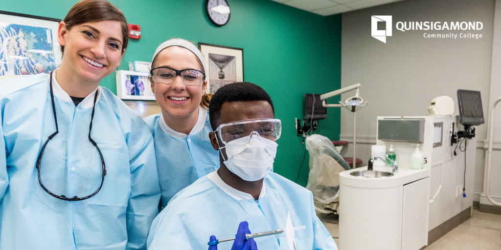 QCC Dental Students in Clinic